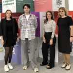 Участники стажировке в холле центра профподготовки